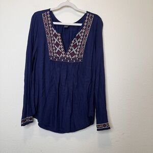 Lucky Brand Peasant Top Womens Medium Navy Blue Embroidered Vneck scoop hem boho